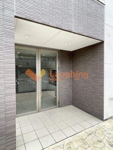 ユニヴァリィルミナスのエントランス