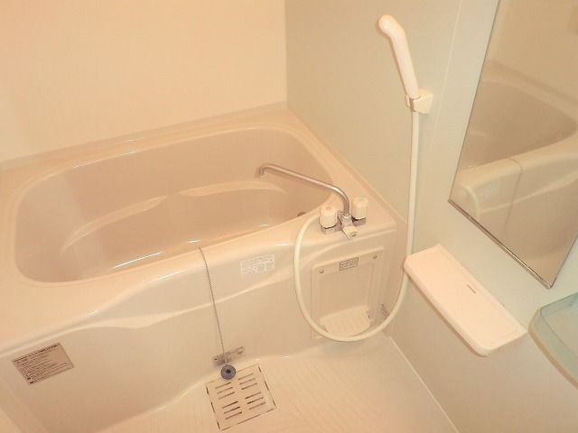 エリーゼ　フジの浴室