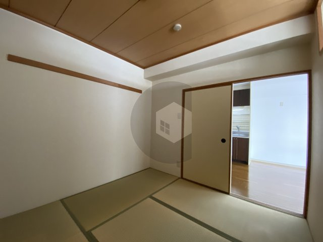 パラツィーナ小阪の和室