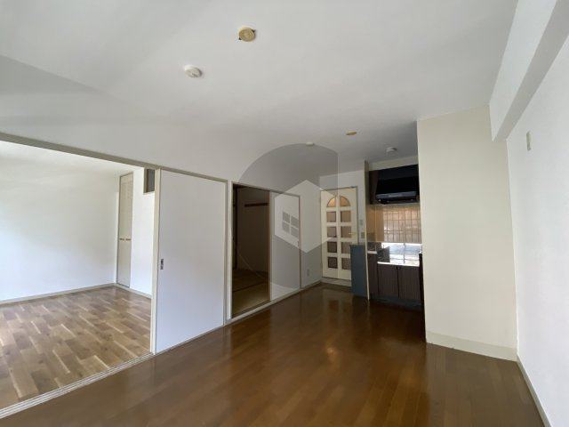 パラツィーナ小阪の居間・リビング