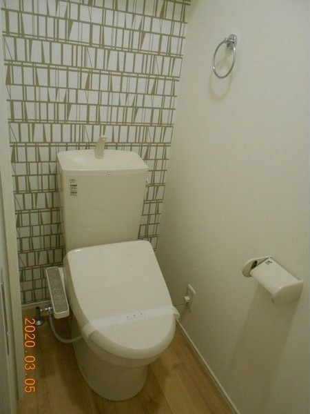 コスモス・ワンのトイレ