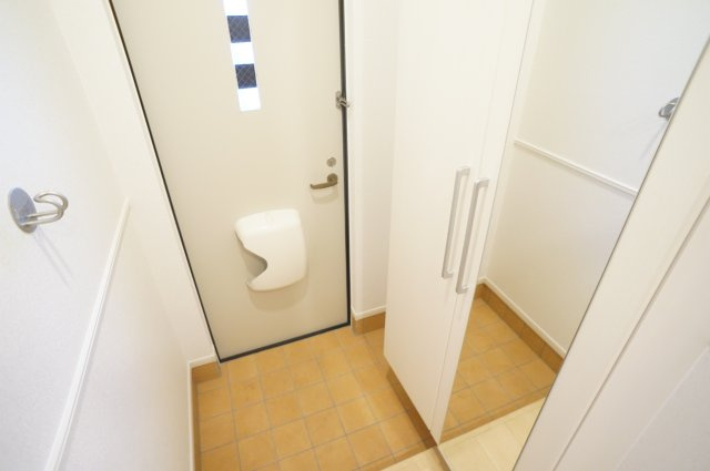 ミエティトゥーラの玄関