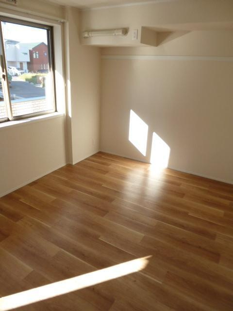 のアパートの寝室