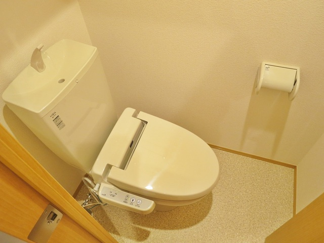 リルシアのトイレ|温水洗浄便座付きのトイレ♪