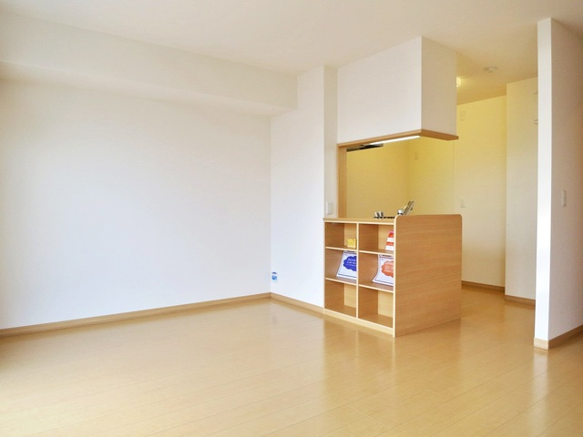 リルシアの居間・リビング|別アングルのリビングです♪