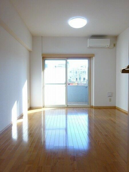 パークサイド東大島の居間・リビング