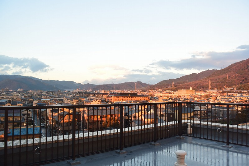 グラン・ドムール山科の展望