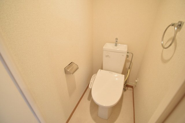 レジディア船橋Ⅳのトイレ|ウォッシュレット付き