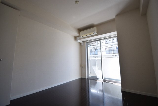 レジディア船橋Ⅳの居間・リビング|洋室6帖