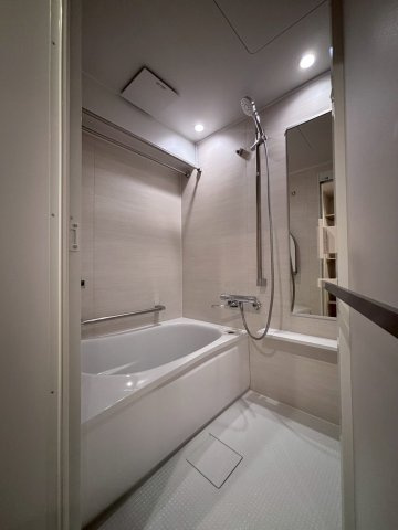北弐十条マンションC棟の浴室