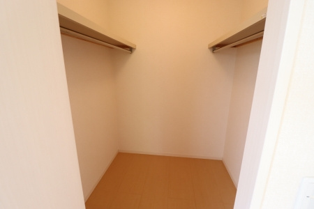 ナーセリーコートBの収納|別部屋の写真です