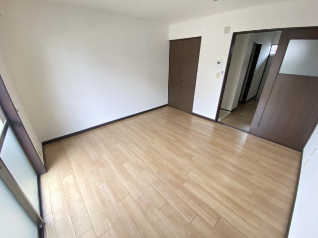 WIND12の居間・リビング|他社様掲載物件もまとめてご紹介、ご案内可能です(^^)/