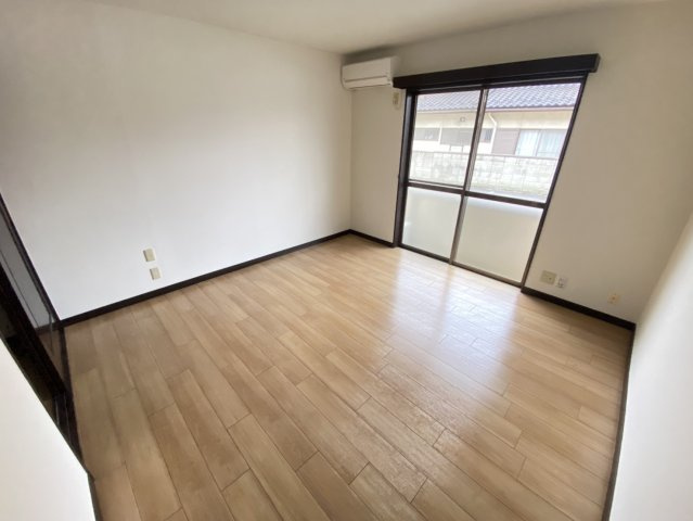 WIND12の寝室|他社様掲載物件もまとめてご紹介、ご案内可能です(^^)/