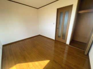 【洋室】 | 笠間市南友部4LDK中古住宅