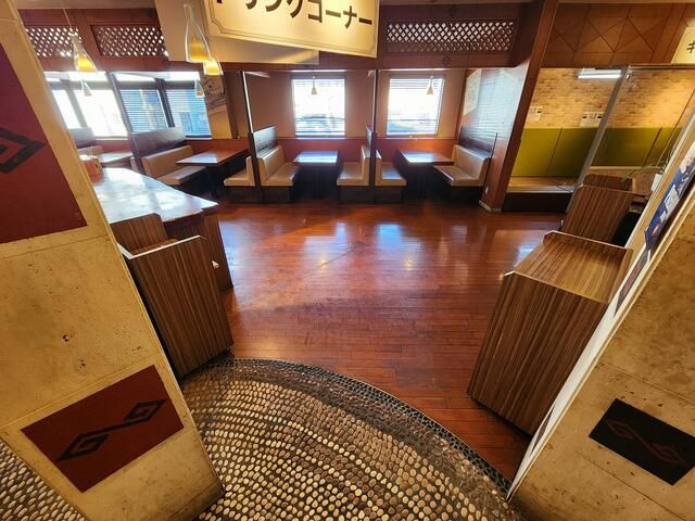 大和桜ヶ丘店舗の内装