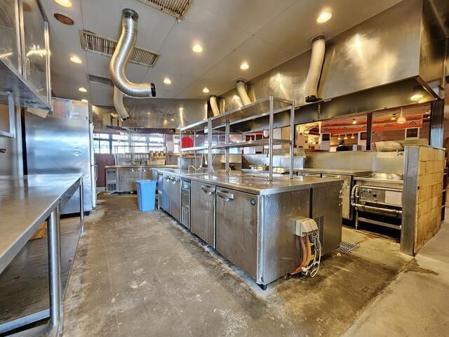 大和桜ヶ丘店舗の内装