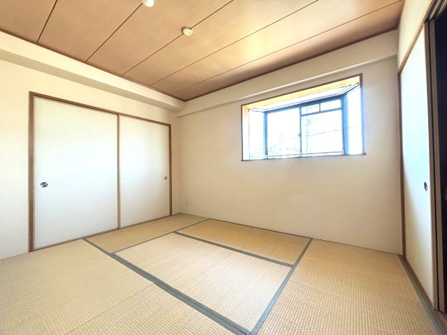 プレミール28の和室