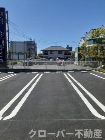 シェーネ　Ⅰの駐車場