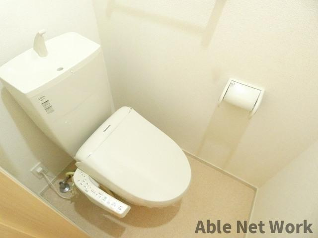 トルテュパシアン港ヶ丘のトイレ|温水洗浄暖房便座付き