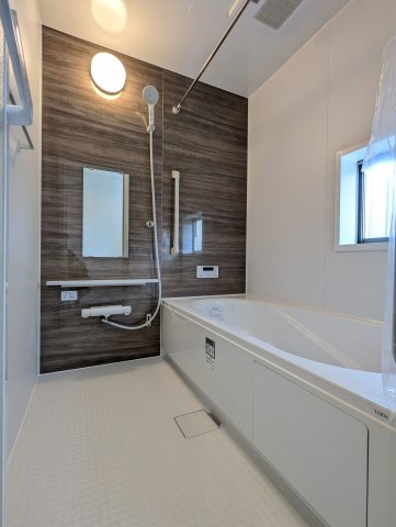 ひたちなか市津田853番のその他|同施工物件の階段です。階段です。手摺がついているので上り下りが安心です。