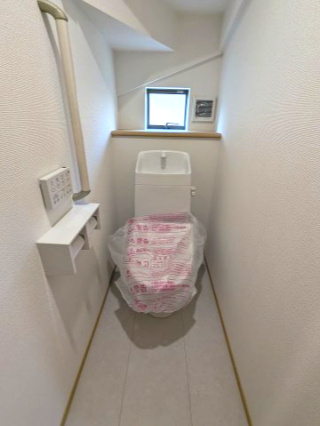 ひたちなか市津田853番のトイレ|温水ウォシュレット付きトイレでゆっくりと快適なお一人時間を～