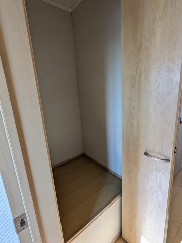 ひたちなか市津田853番の収納|各お部屋に収納があり、お部屋がすっきりとお使いいただけます。