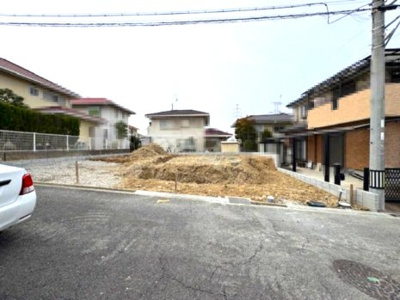 【前面道路含む現地写真】 | Livele Garden.S堺市南区御池台2丁 | スーパーやコンビニなどの生活利便施設が徒歩圏内！小中学校や公園なども近く、子育てファミリーにも嬉しいエリアです。（2026年3月2日撮影）