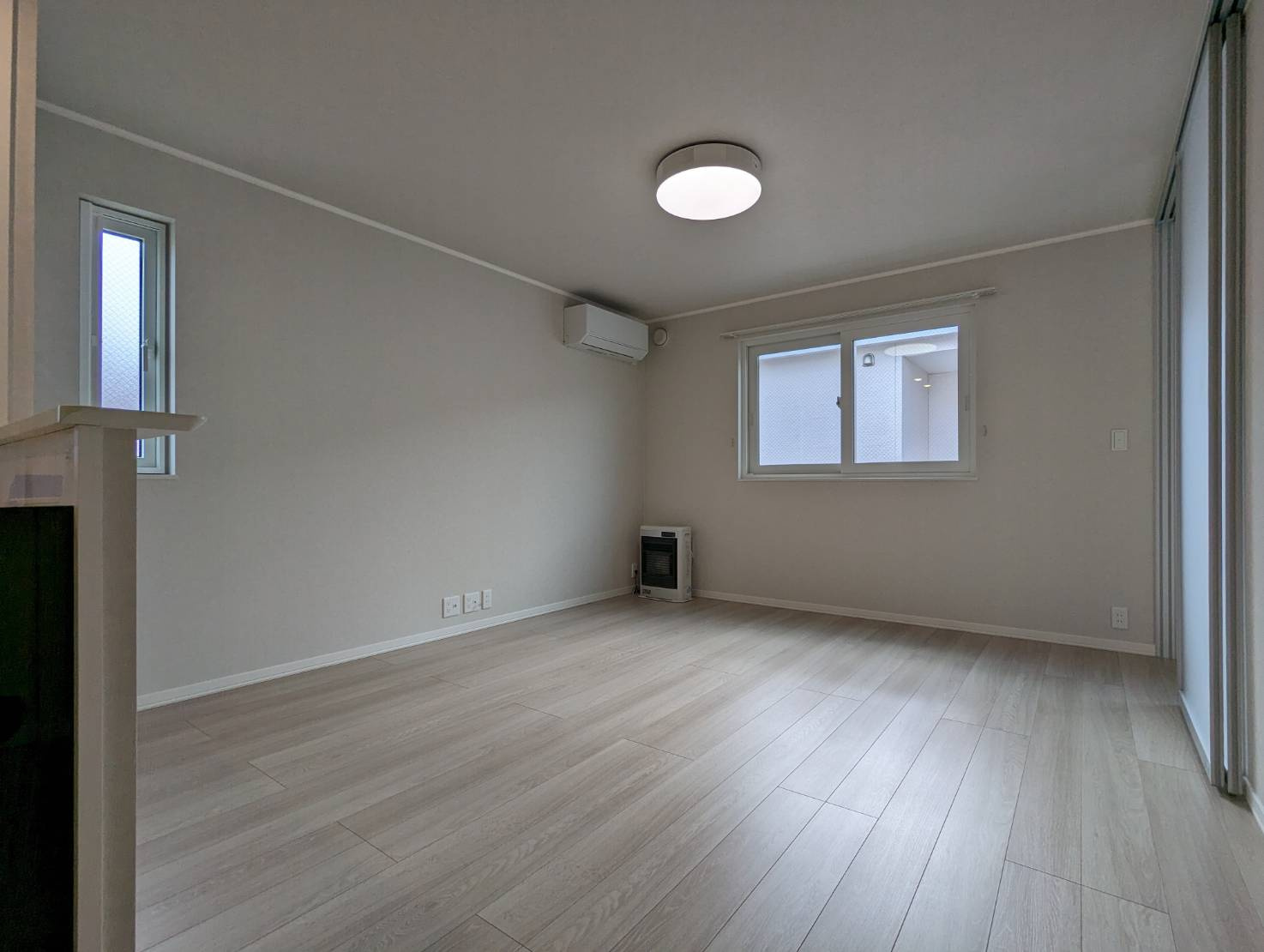 ＰＯＲＴＥ若松の居間・リビング