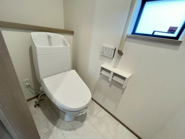 ハートフルタウン与那原町与那原　全4棟のトイレ