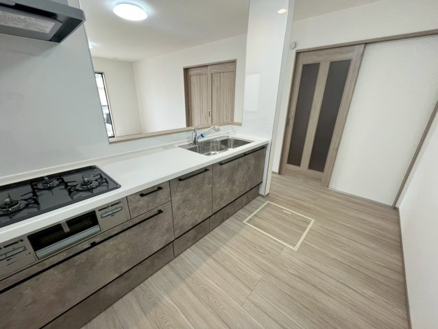 ハートフルタウン与那原町与那原　全4棟のキッチン