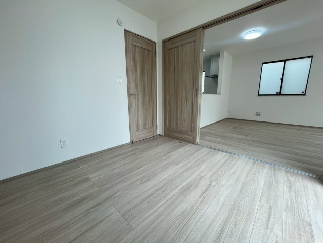 ハートフルタウン与那原町与那原　全4棟の洋室