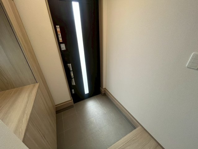 ハートフルタウン与那原町与那原　全4棟の玄関