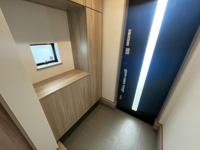 ハートフルタウン与那原町与那原　全4棟の玄関