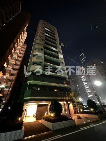 プレサンス江戸堀の外観