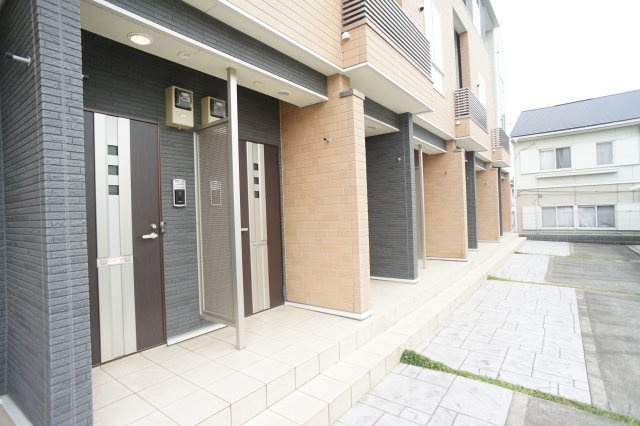 ウィンドミル　ヤマトのエントランス