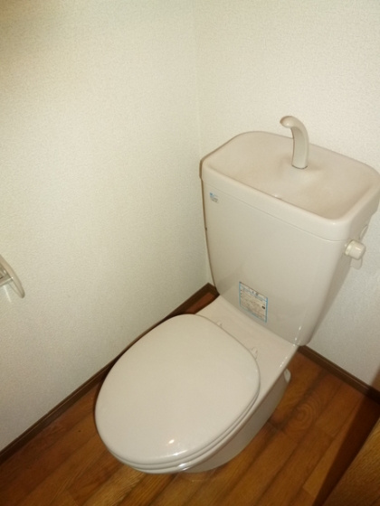 ヴェルデのトイレ|清潔感のあるトイレです