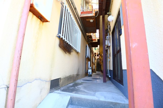 さつき荘のエントランス