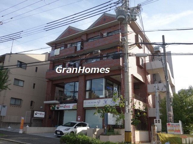 ラ・ターブル西神戸の外観