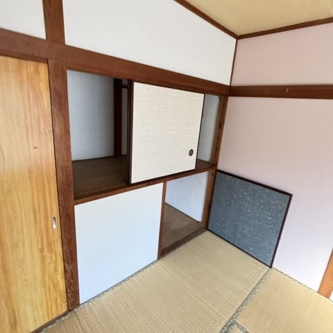 桜丘町戸建の収納