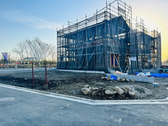 八王子市　泉町　建築条件無し売地　２６期の外観|～開発現場につきキレイな街並み　スーパー・コンビニ・ドラッグストア徒歩圏～