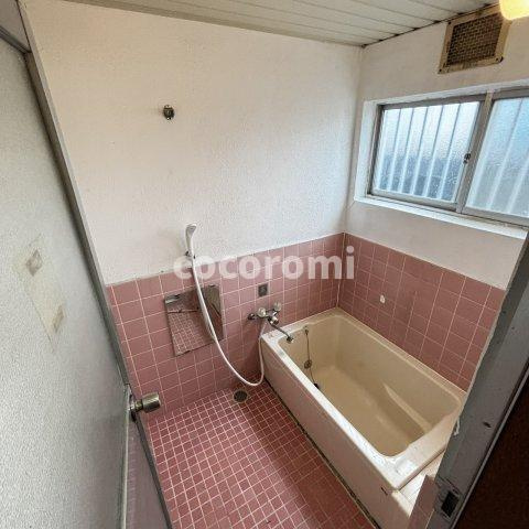 黄金野リノベテラスの浴室