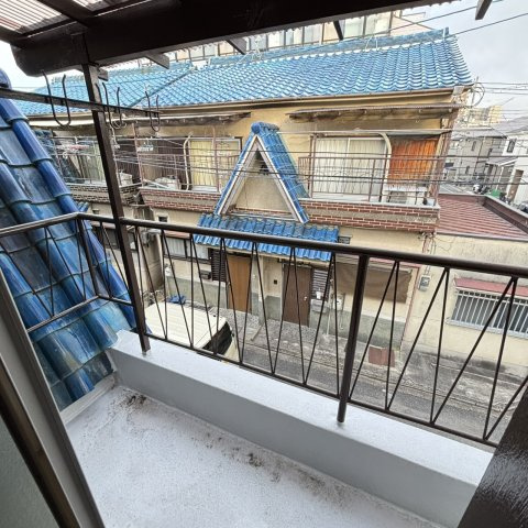 木屋元町貸家のバルコニー