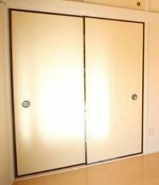 上川ビルの収納