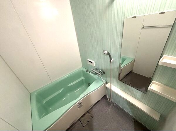 エルグランデ萩山の浴室