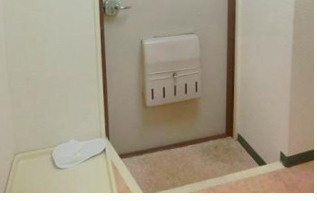 ブランシェ町屋の玄関