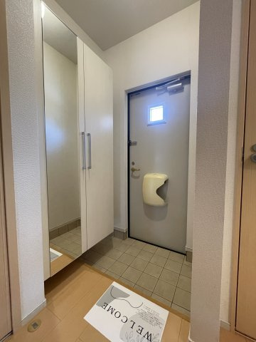 ヴィラ　エクレール　Ｂの玄関
