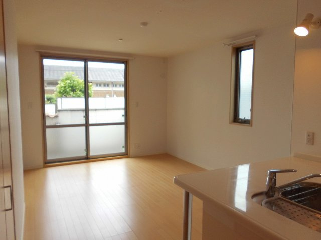 グラッシャス上ノ丸の居間・リビング