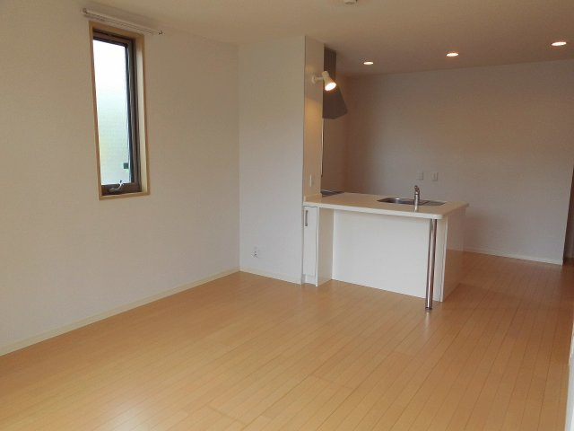 グラッシャス上ノ丸の居間・リビング