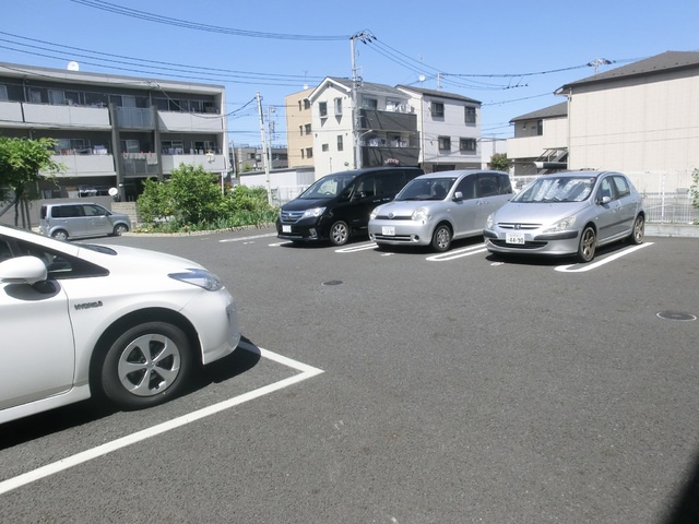 ボヌール・Ｔの駐車場|駐車場スペースになります♪