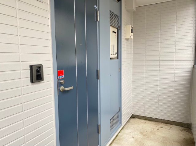 チェスナットガーデンの玄関|現状優先となります